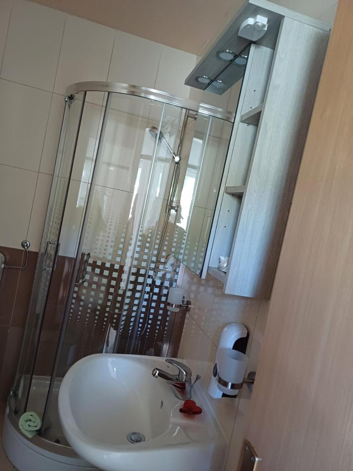 Apartamento Ambiente Jasenice  Exterior foto