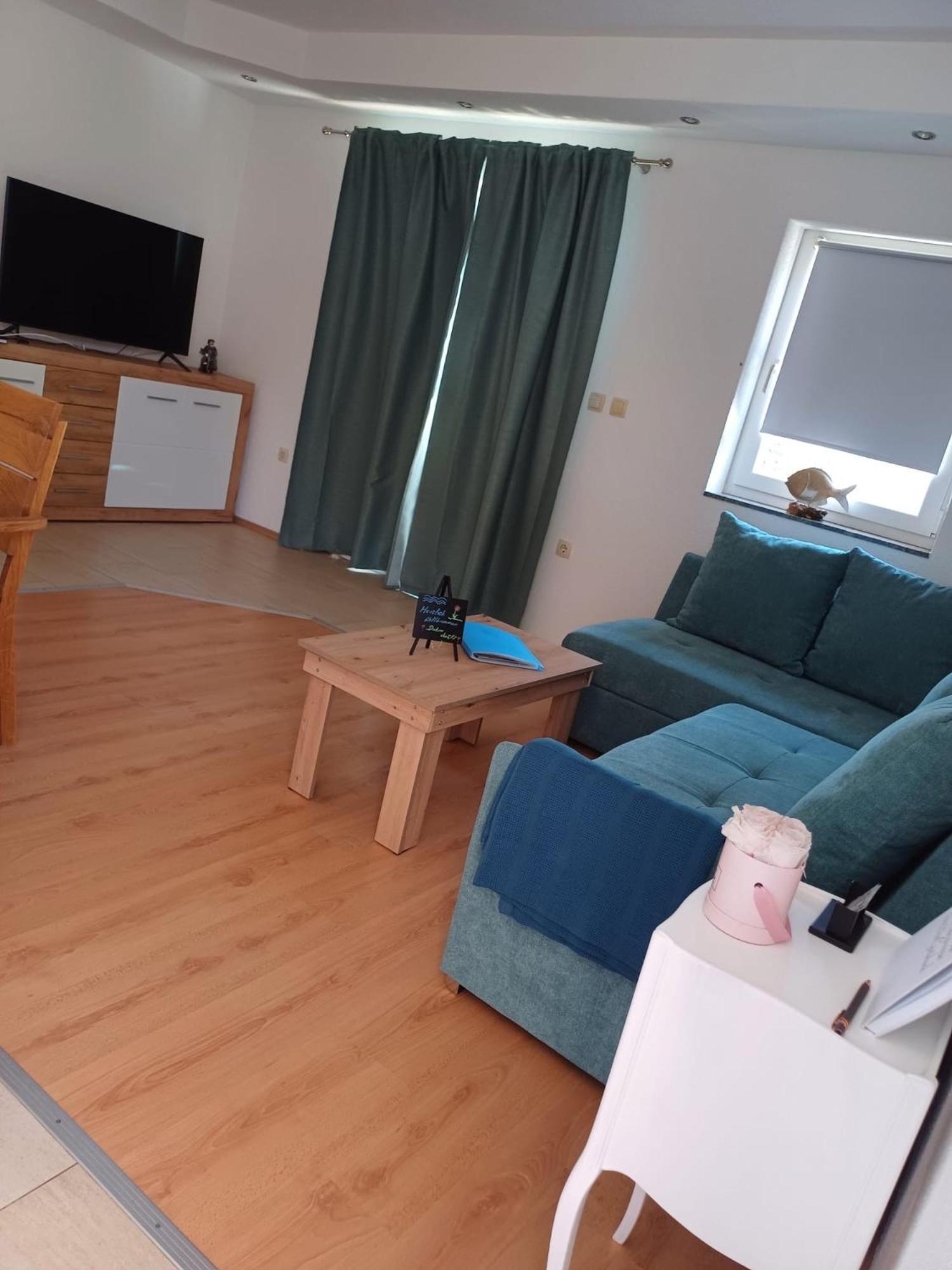 Apartamento Ambiente Jasenice  Exterior foto