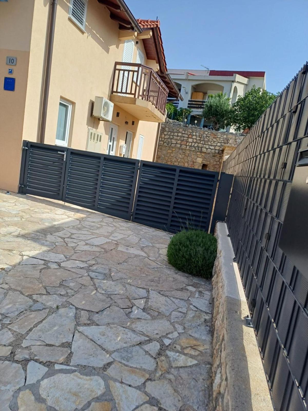 Apartamento Ambiente Jasenice  Exterior foto